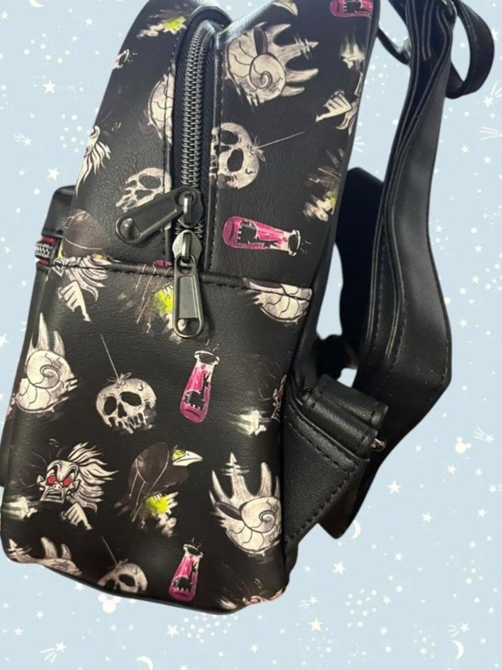 NWOT Disney Loungefly Villains Mini Backpack All Over Print - Picture 2 of 5